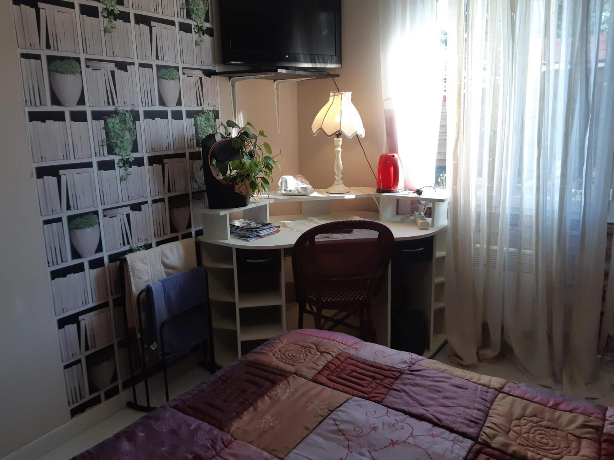 Chambre Lit Double Dans Pavillon , Chez Lilyanne Apartment Tonnay-Charente Ngoại thất bức ảnh